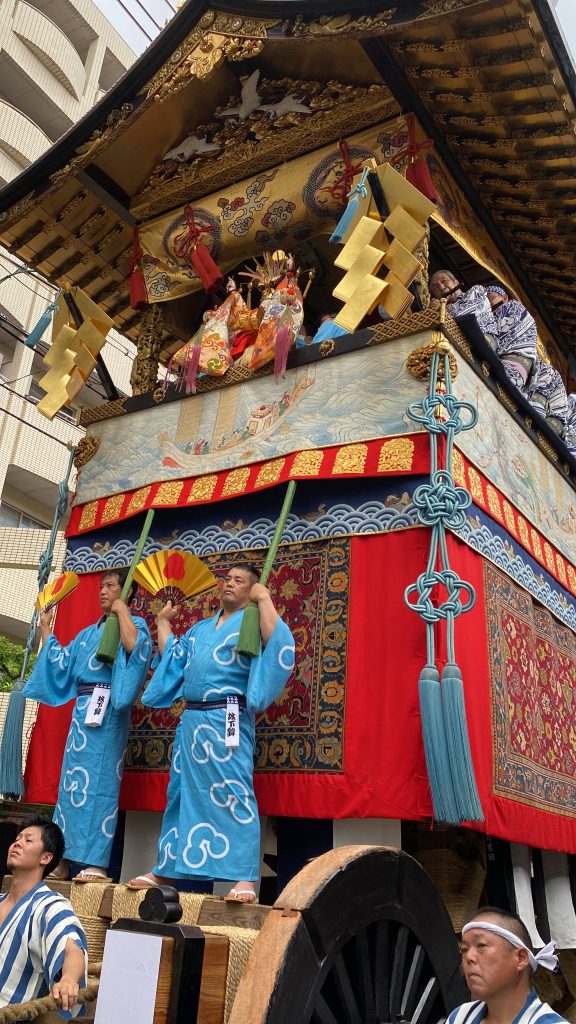 3年ぶりの祇園祭にワクワク4☆放下鉾の巡行出発、船鉾に木賊山も